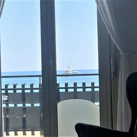 Vacanzenaxos - Casa Frontemare דירה *